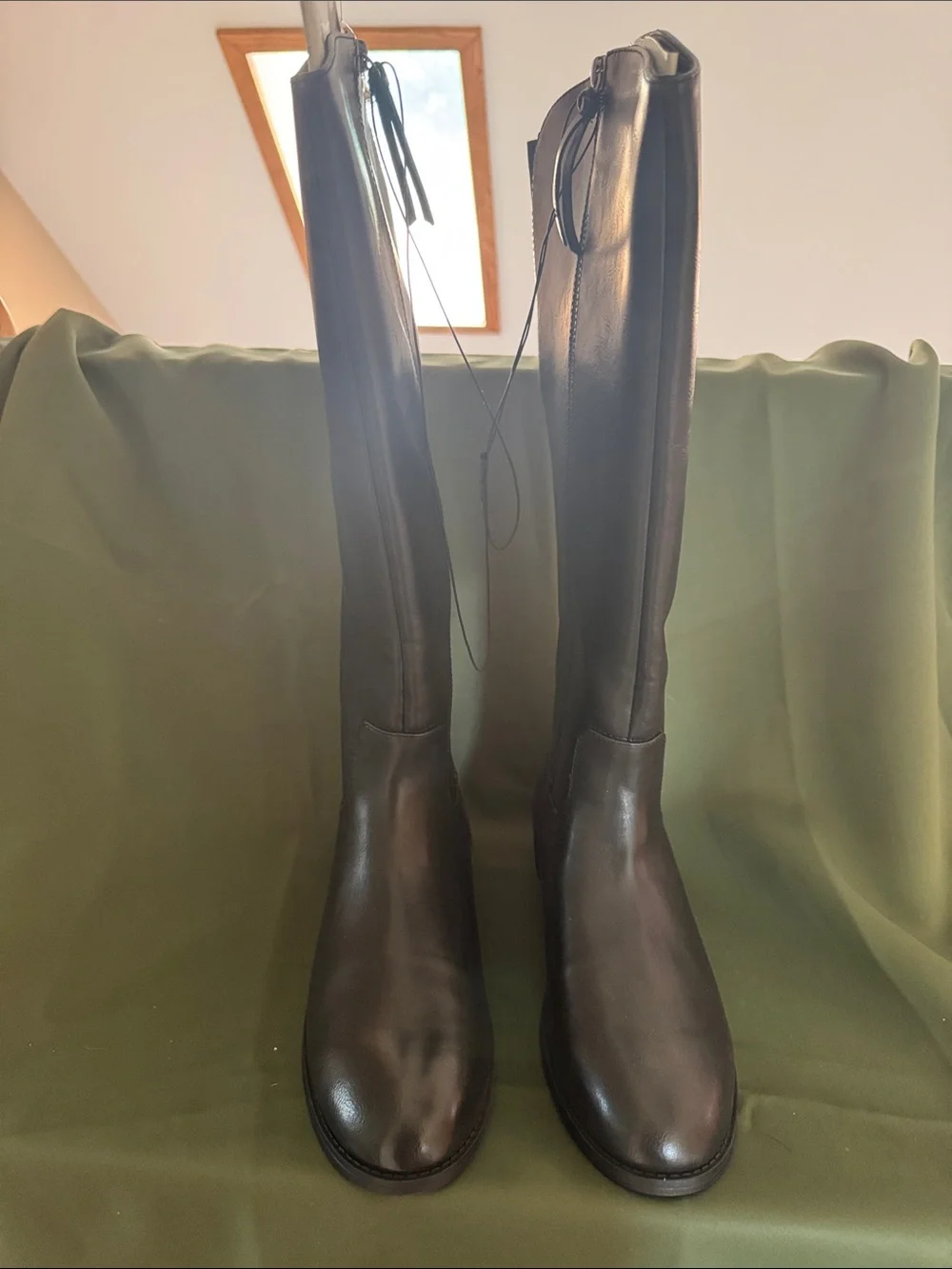 Classic Women's Tall Riding Boots in Black